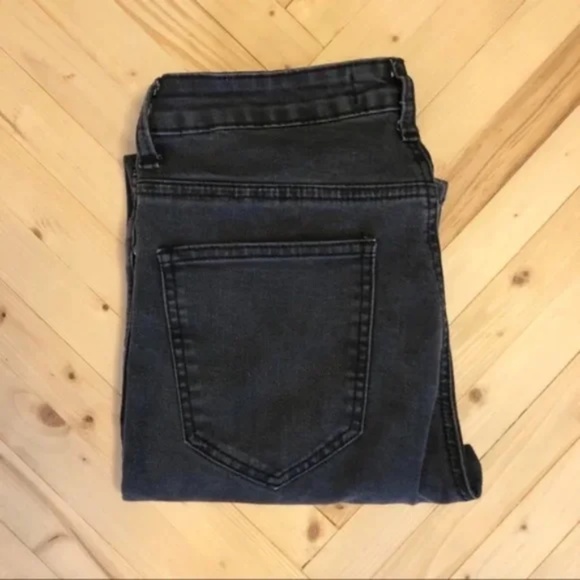 Boohoo Jenna High Rise Ankle Grazer Jeans Black - Picture 3 of 6